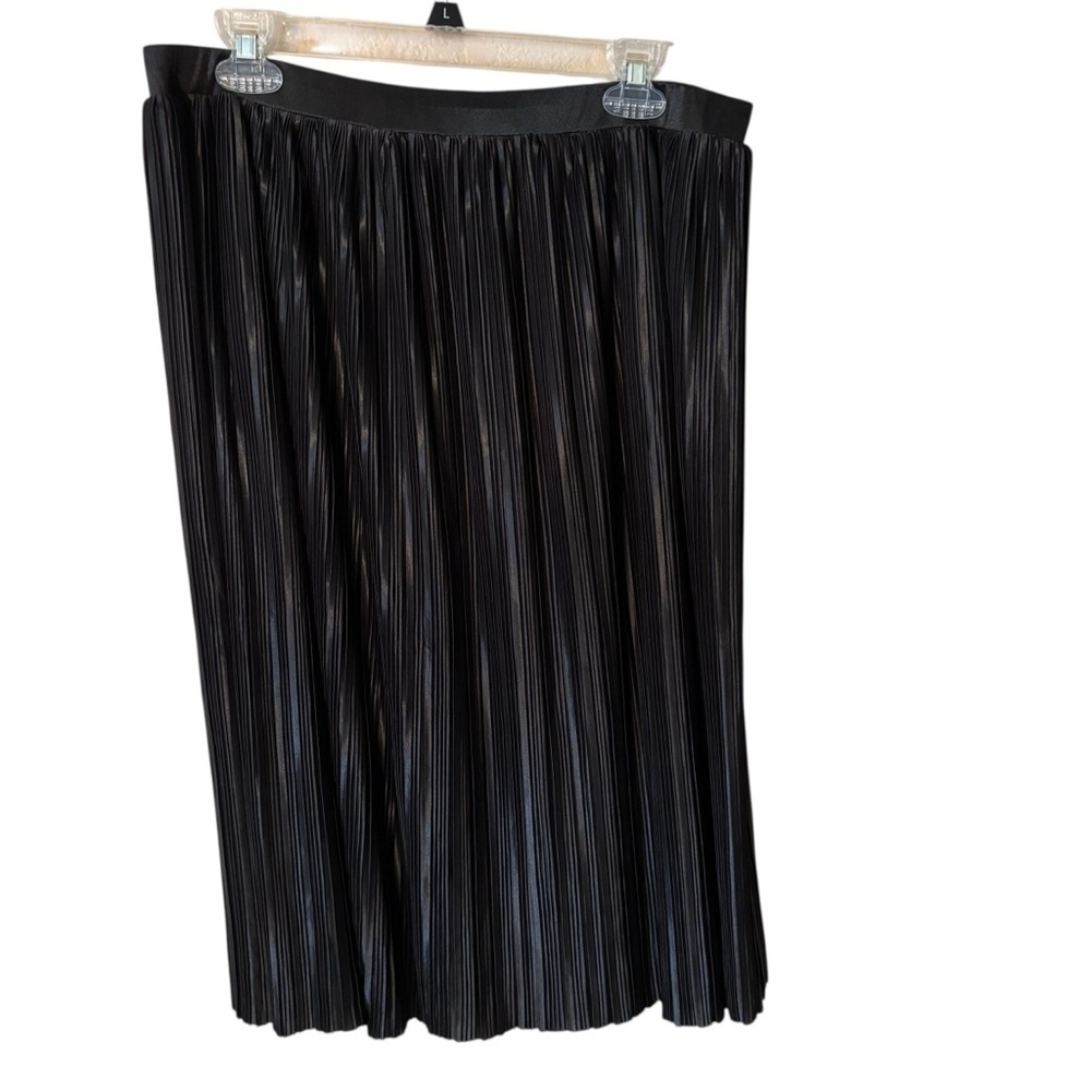NEW Everyday Jones Skirt Black Pleated A-Line Midi Elegant by Madeline Jones
